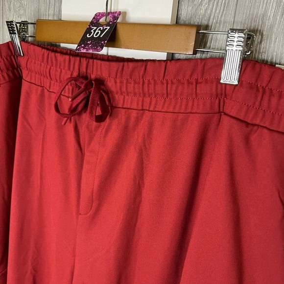 276. NWT Mondetta Ladies' Straight Leg Cargo Pant, Tibetan Red 3X Plus - Picture 5 of 5